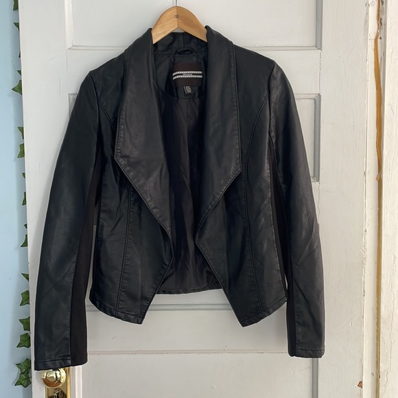 D casual pointe drape-front jacket size M - Picture 3 of 6